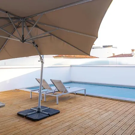 Moderna V4 C/ Piscina Privativa * Nazaré